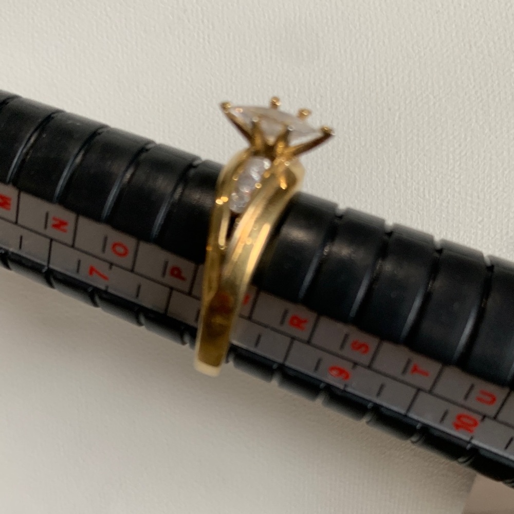 Gold plated over Sterling silver Ring with CZ Stone
 size 8